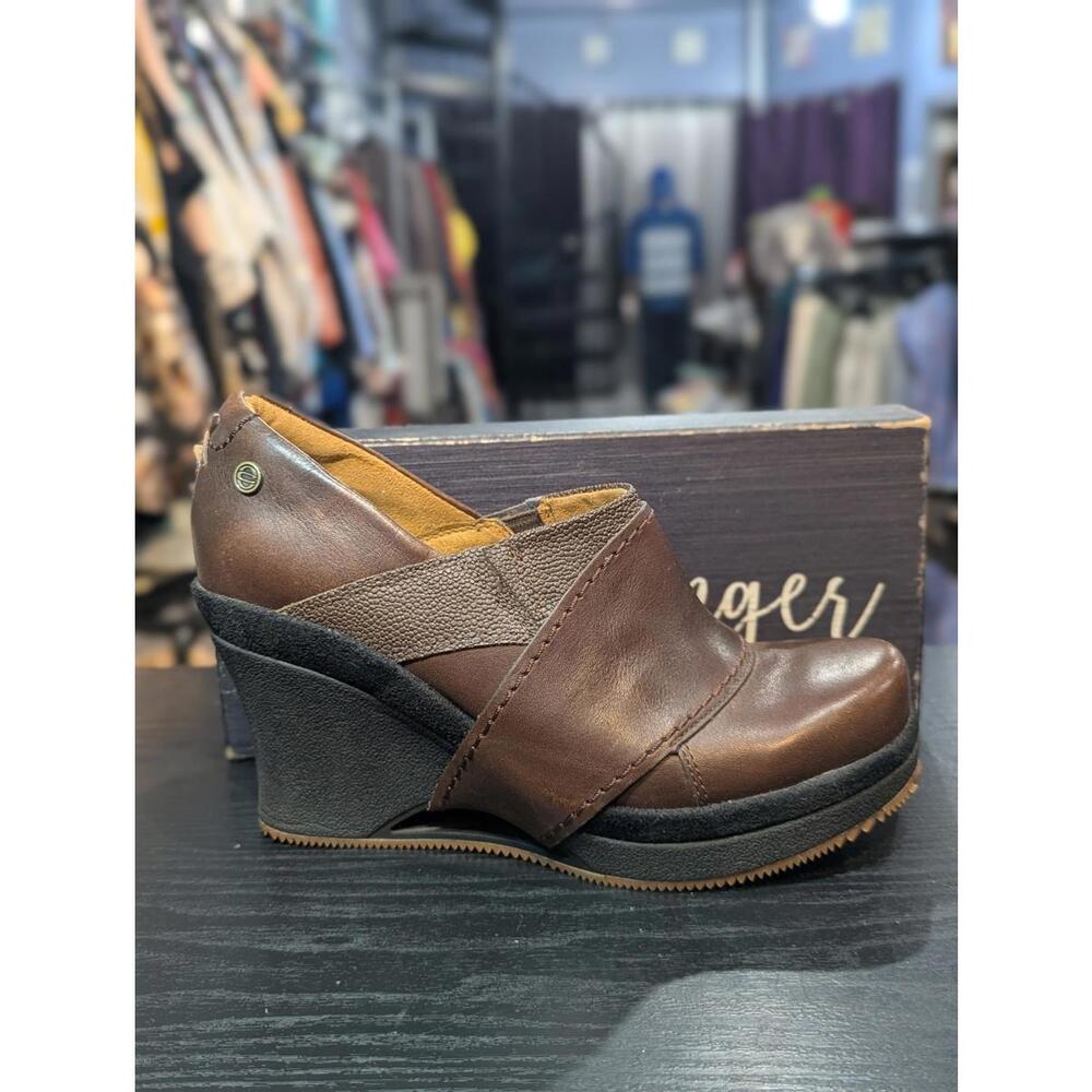 Mozo Divine Leather Platform Wedge Heel